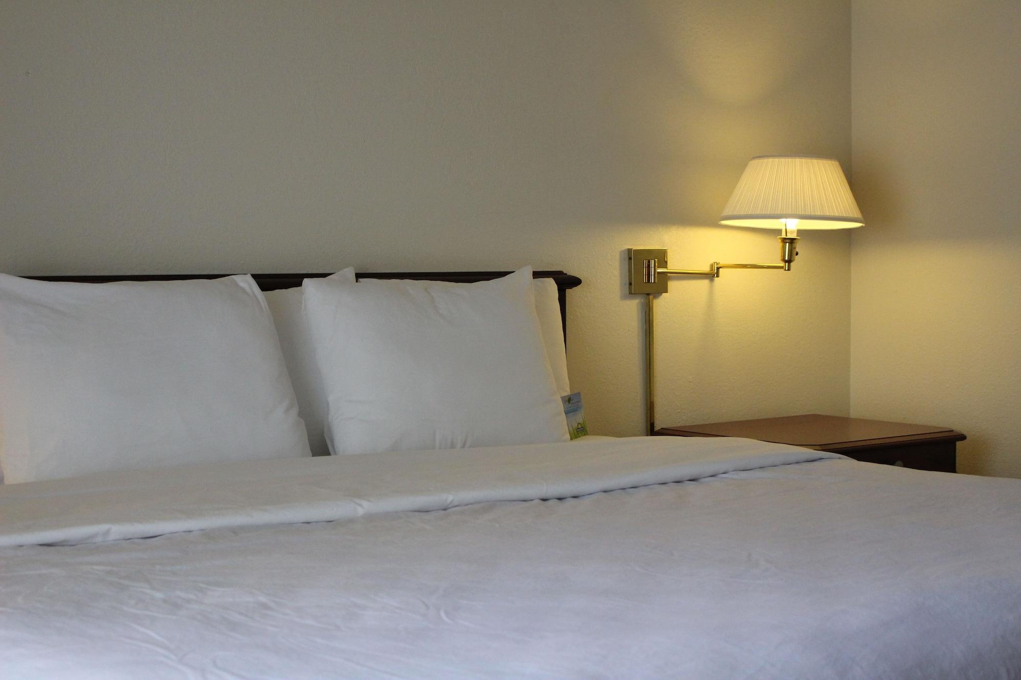 Days Inn & Suites By Wyndham Sunnyvale Eksteriør bilde